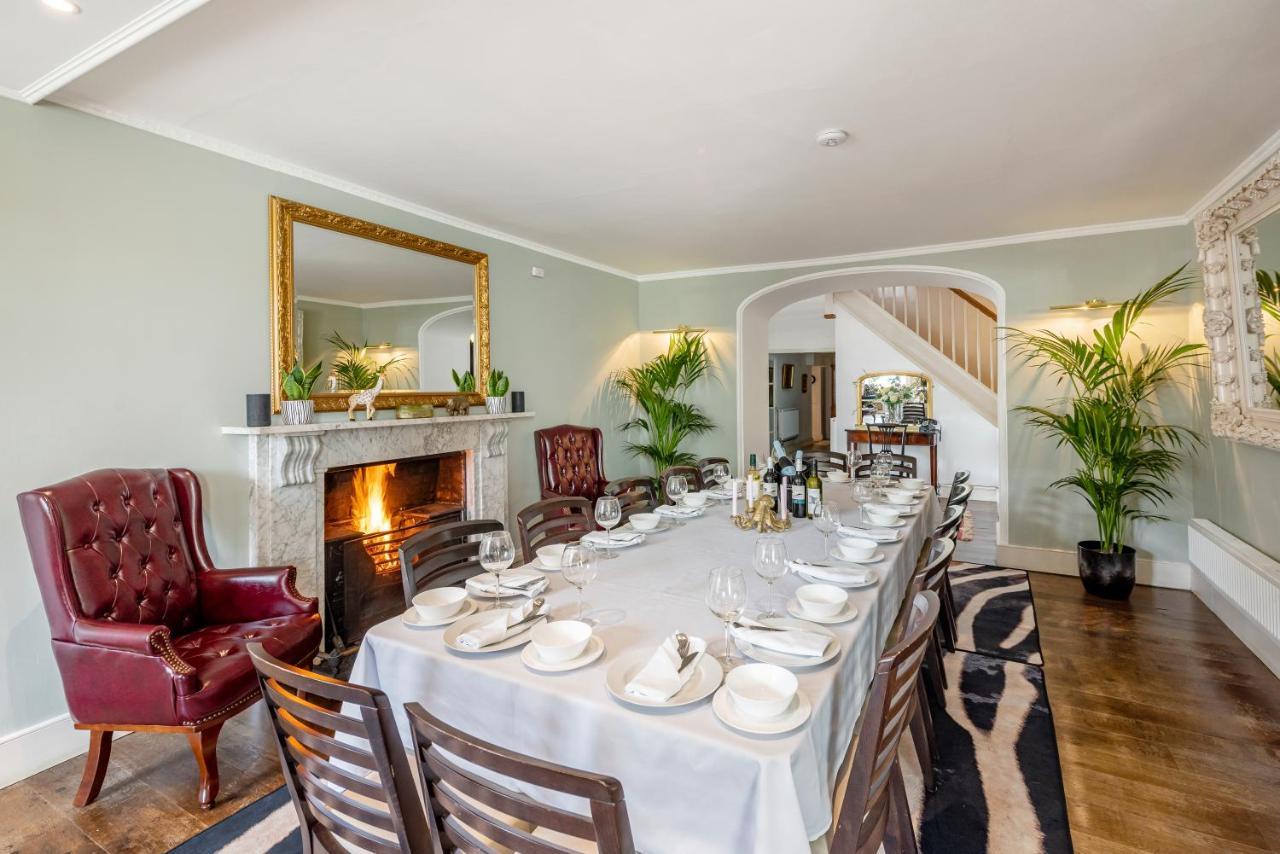 Cotswold Manor House - Country House Retreat With Hot Tub, Ideal For Large Groups Petty France Экстерьер фото
